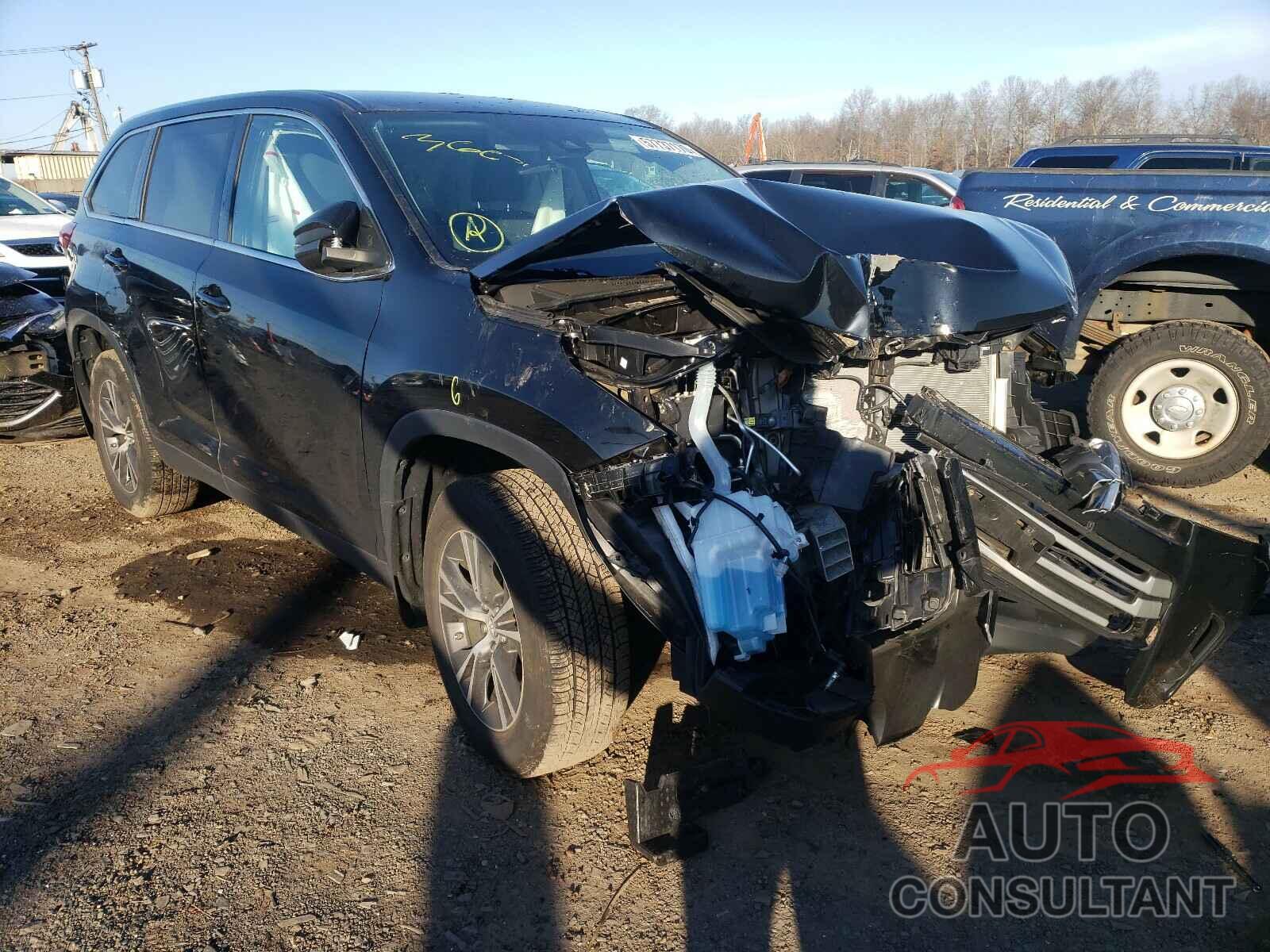 TOYOTA HIGHLANDER 2019 - 5TDBZRFH0KS980846