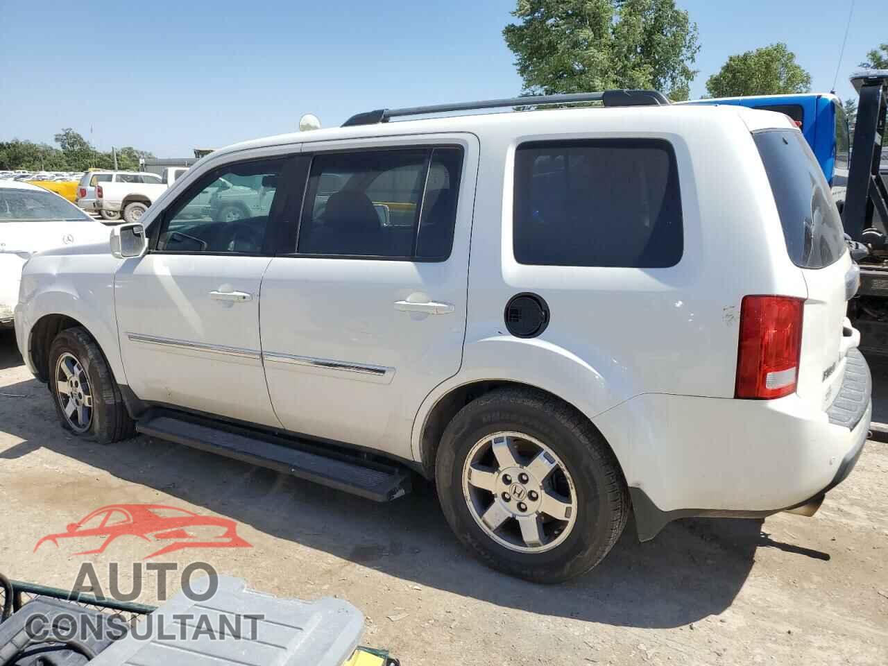 HONDA PILOT 2011 - 5FNYF3H92BB007834