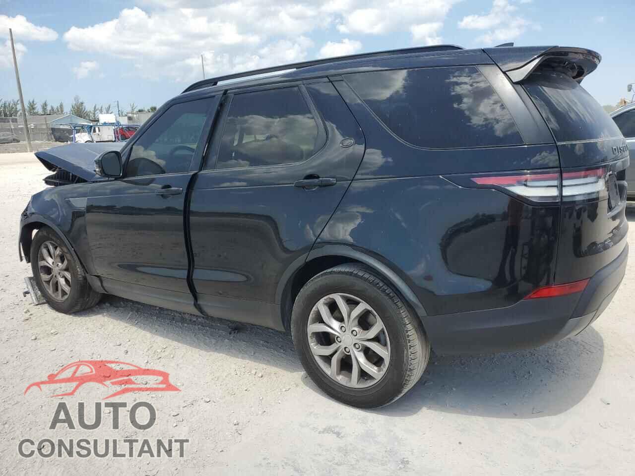 LAND ROVER DISCOVERY 2017 - SALRGBBV7HA041912