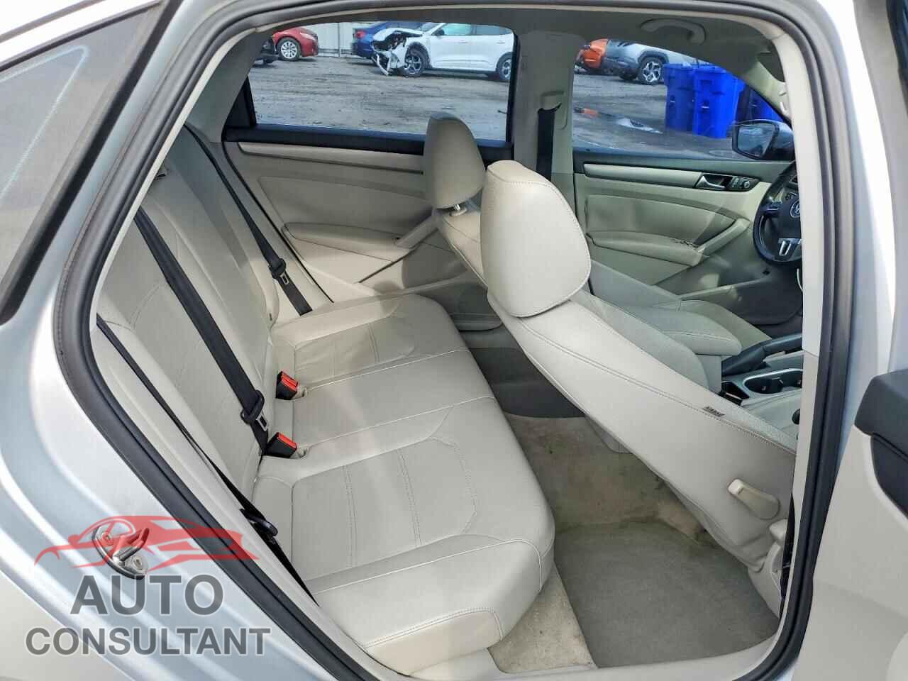 VOLKSWAGEN PASSAT 2014 - 1VWBS7A3XEC041386