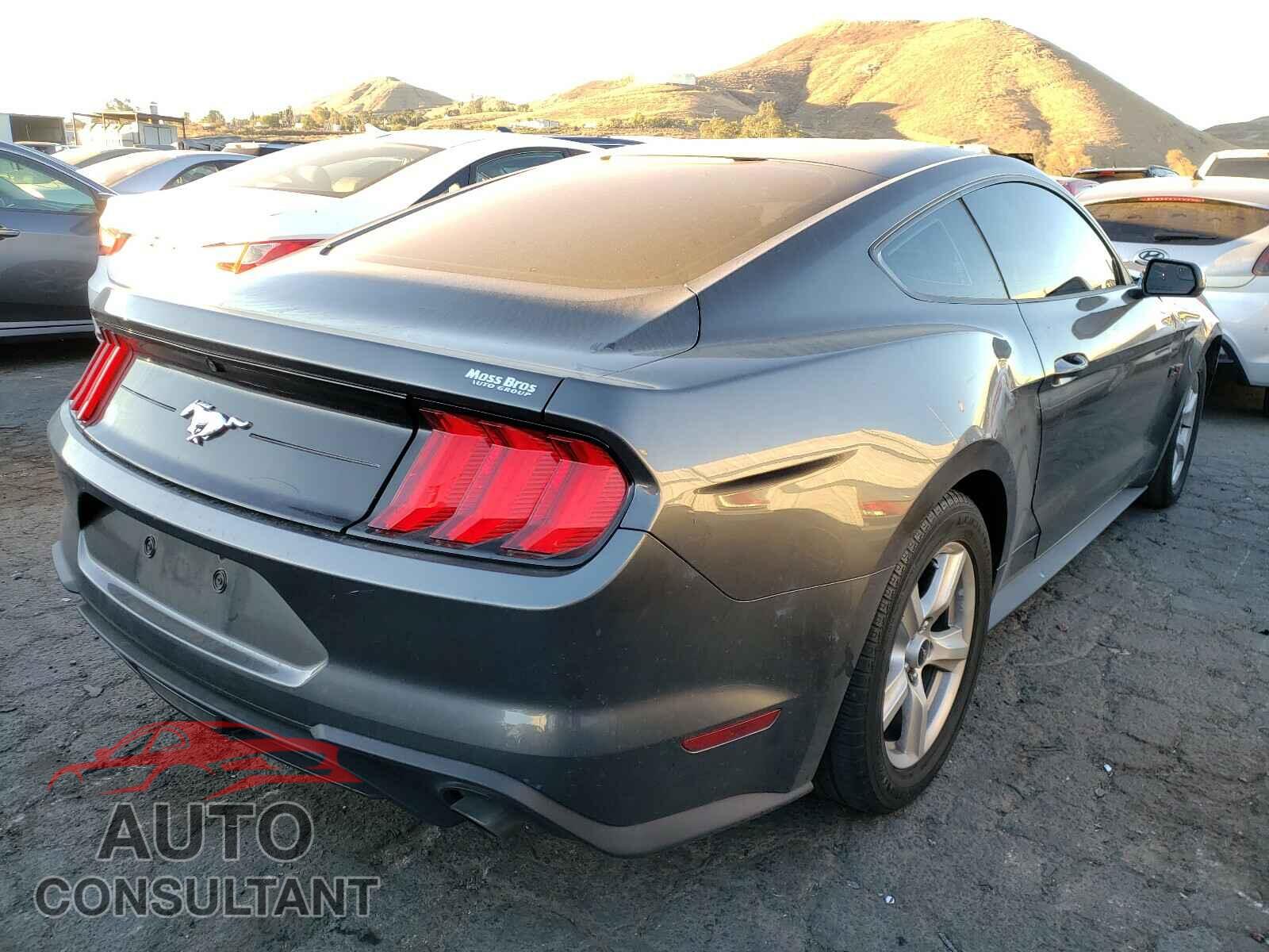 FORD MUSTANG 2018 - 1FA6P8TH5J5176509