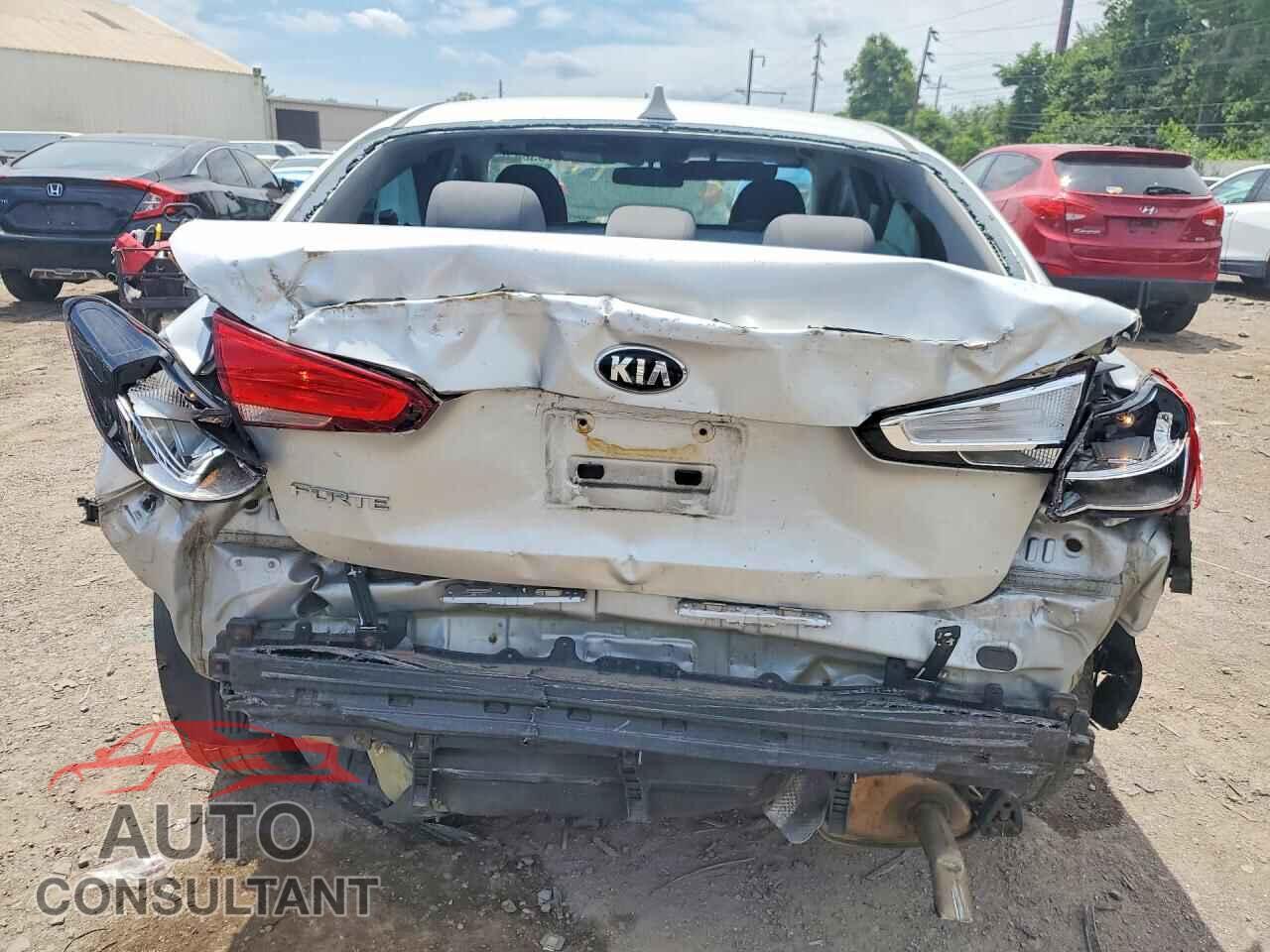 KIA FORTE 2017 - 3KPFK4A71HE064140
