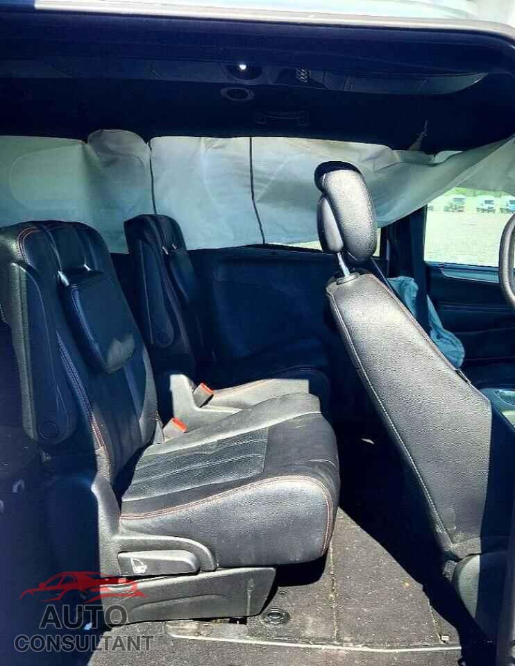 DODGE CARAVAN 2019 - 2C4RDGEG0KR663961