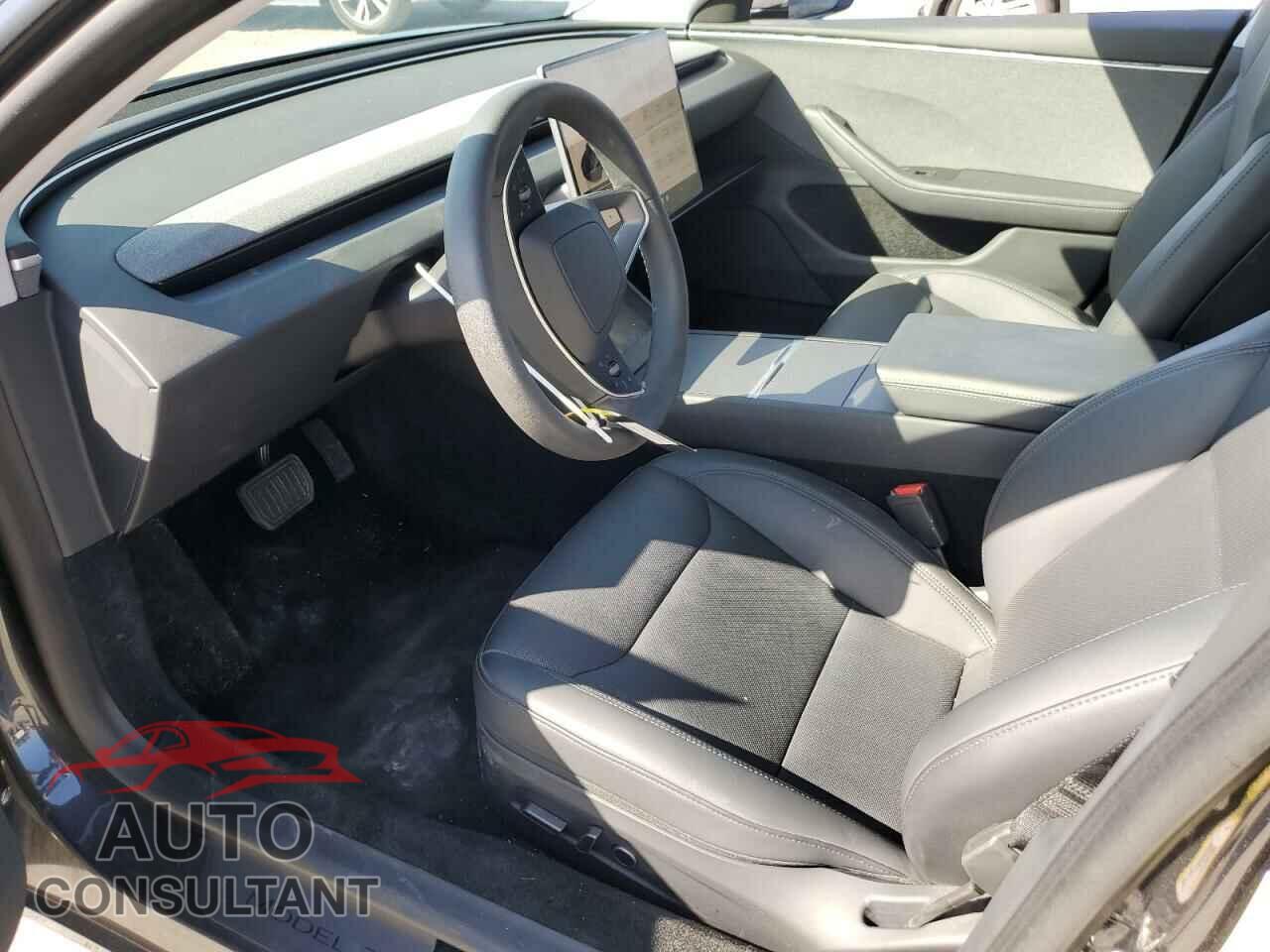 TESLA MODEL 3 2024 - 5YJ3E1EA1RF736188