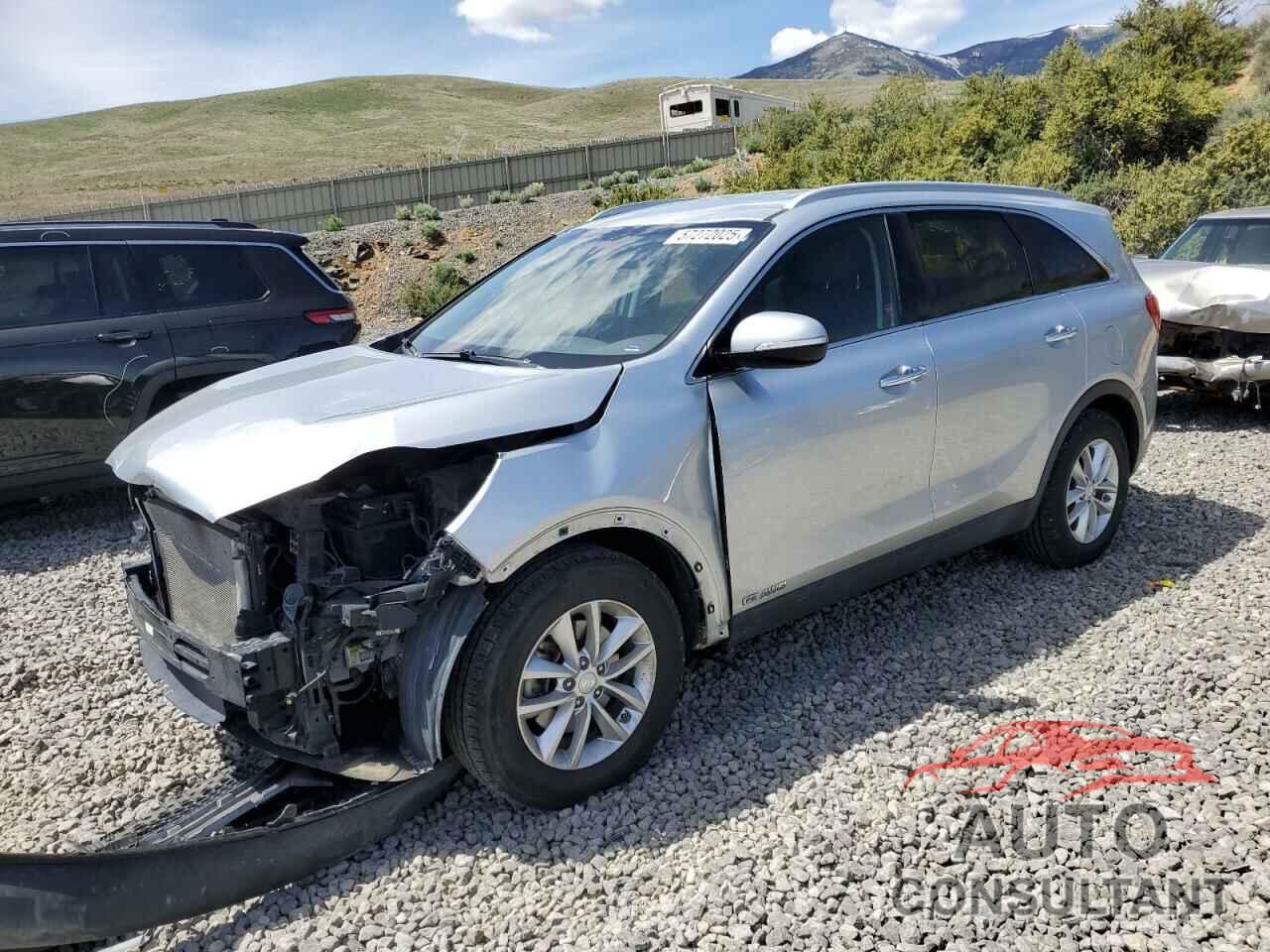 KIA SORENTO 2017 - 5XYPGDA54HG293032