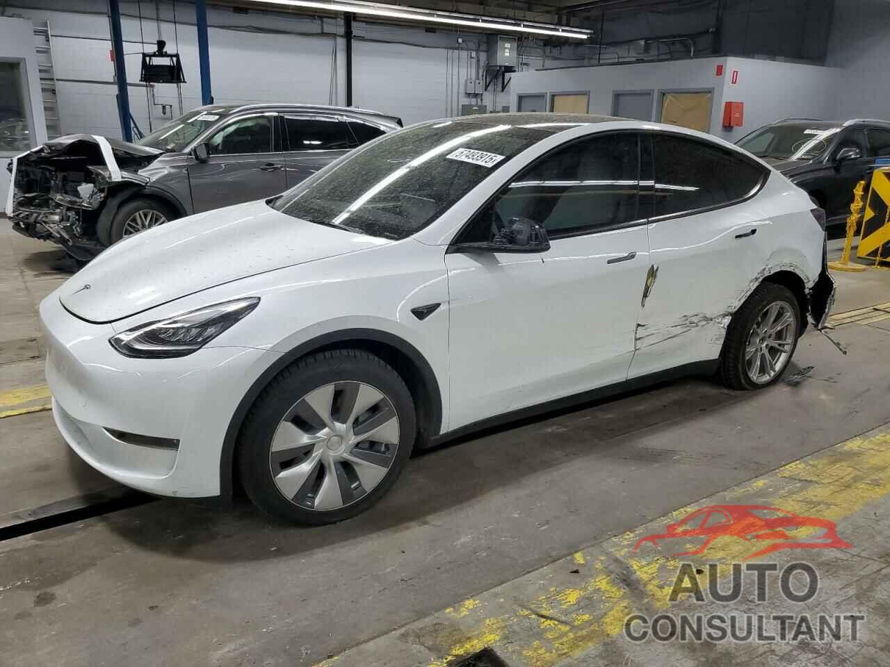 TESLA MODEL Y 2023 - 7SAYGDEE6PA141676