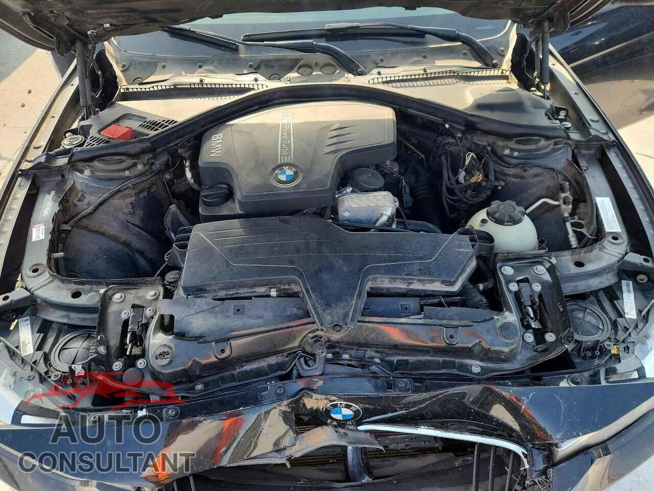 BMW 3 SERIES 2013 - WBA3A5C53DF358546