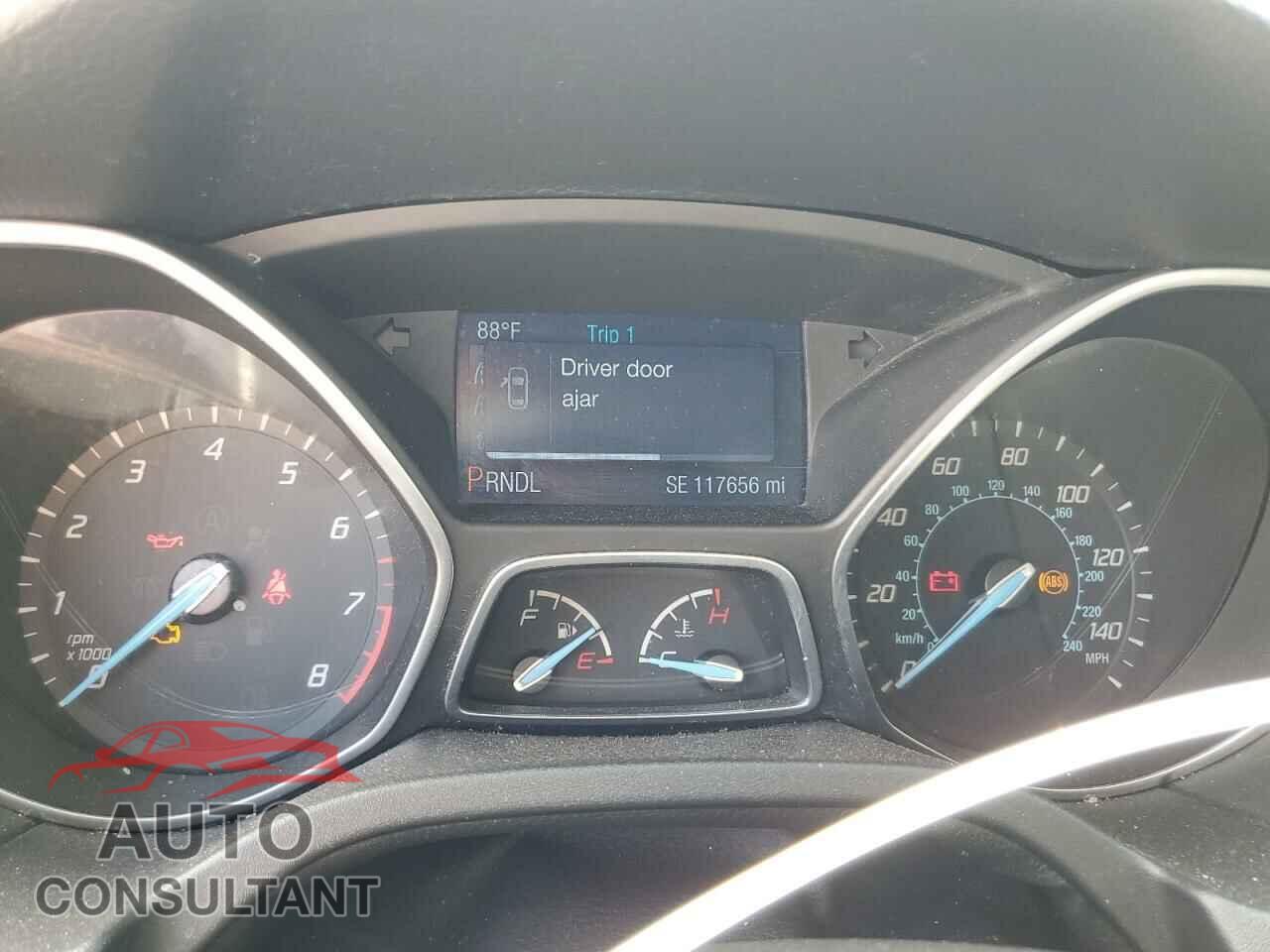 FORD FOCUS 2014 - 1FADP3F29EL445629