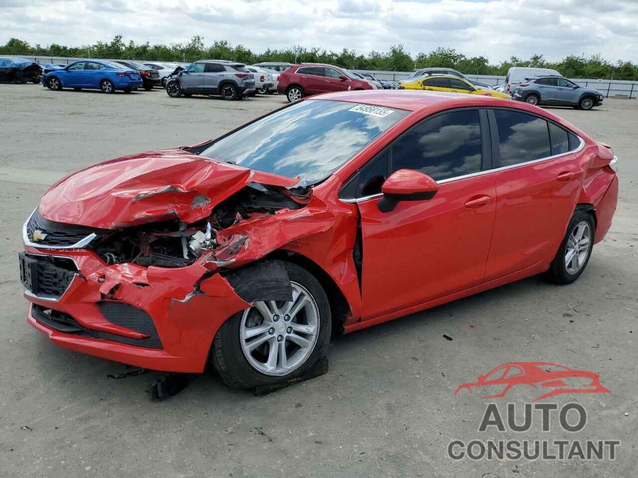 CHEVROLET CRUZE 2018 - 1G1BE5SM1J7192702