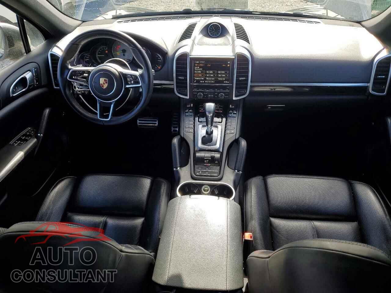 PORSCHE CAYENNE 2016 - WP1AE2A21GLA17348