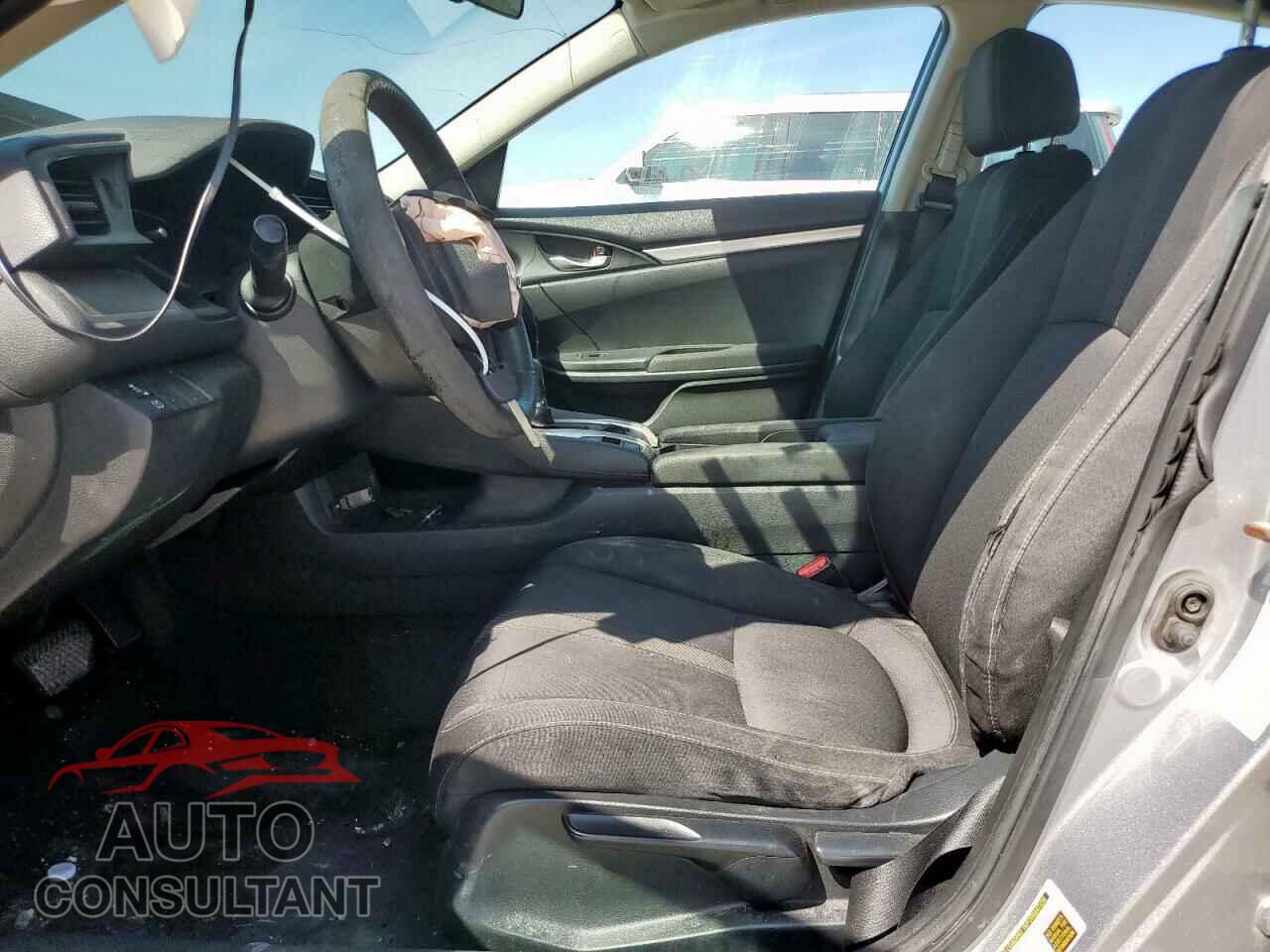 HONDA CIVIC 2017 - 19XFC2F58HE007247