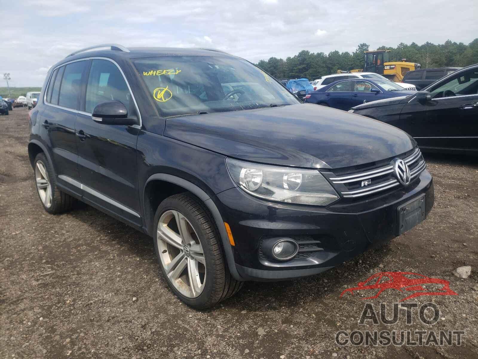 VOLKSWAGEN TIGUAN 2016 - WVGBV7AX4GW014811
