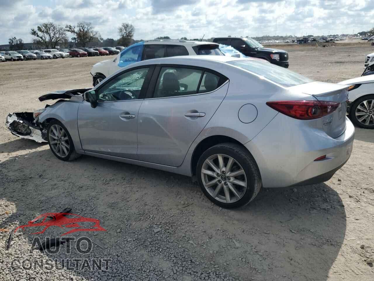 MAZDA 3 2017 - 3MZBN1V72HM124122