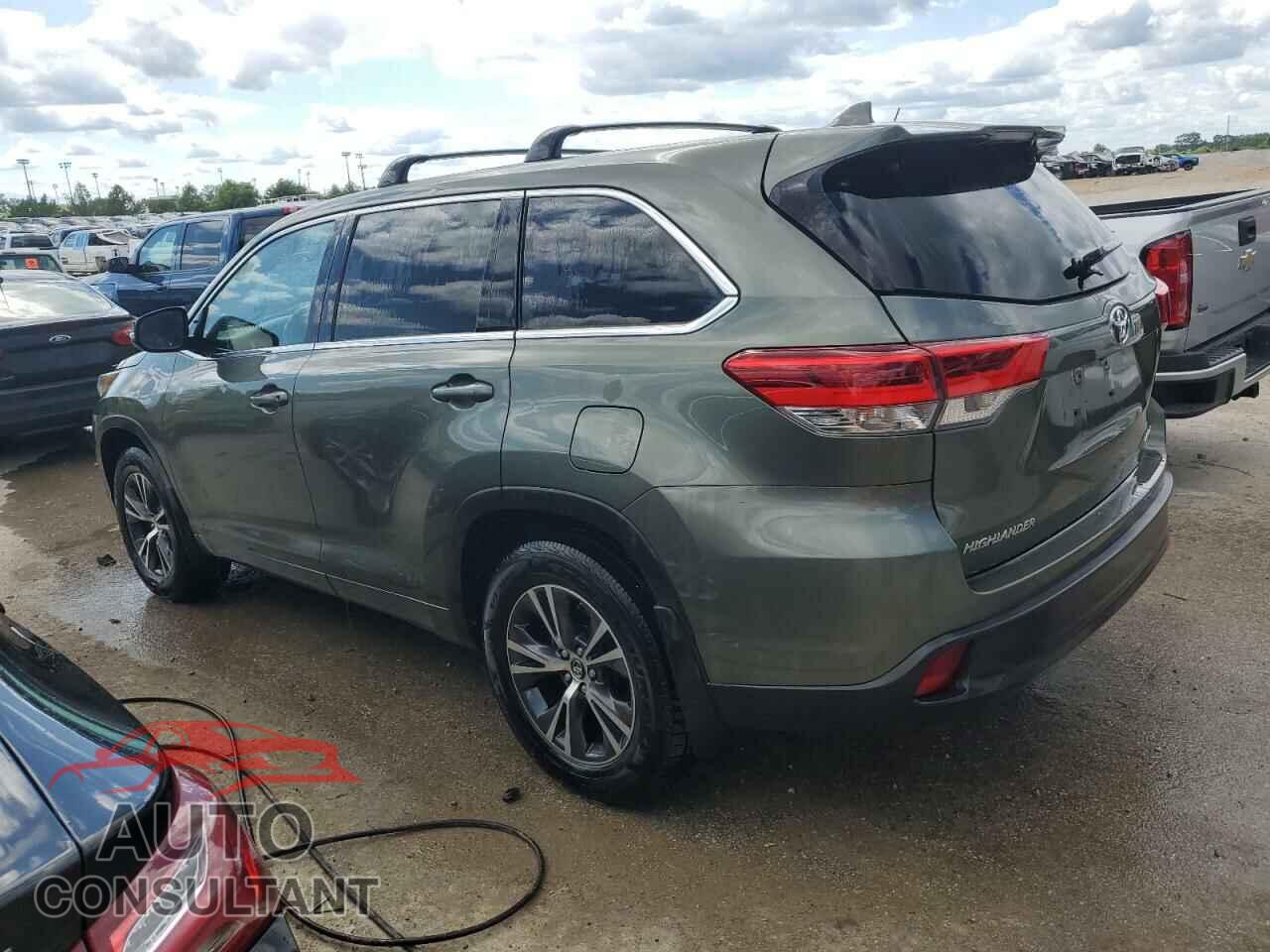 TOYOTA HIGHLANDER 2017 - 5TDBZRFH1HS359530