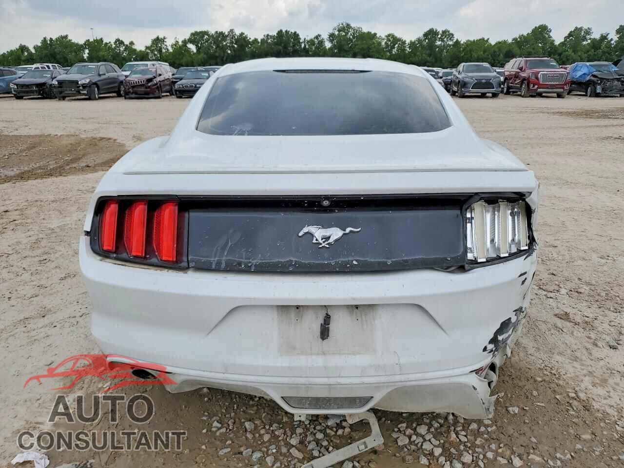 FORD MUSTANG 2015 - 1FA6P8TH8F5329861