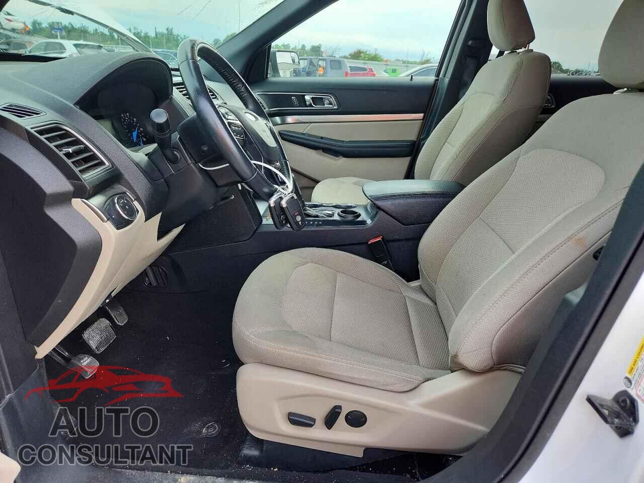 FORD EXPLORER 2019 - 1FM5K7D88KGB43602