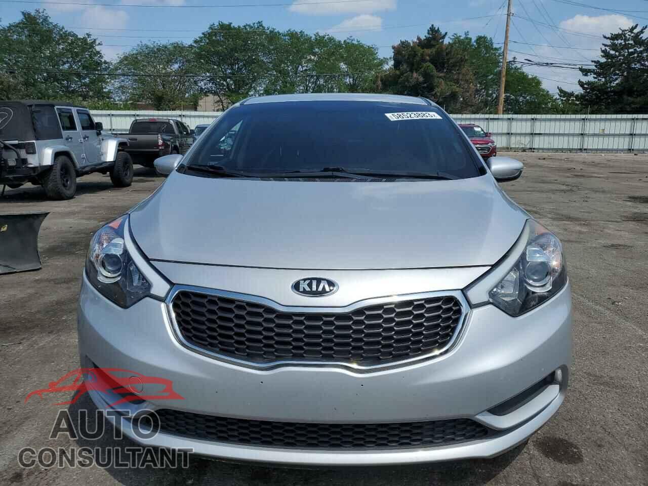 KIA FORTE 2016 - KNAFK4A68G5559871