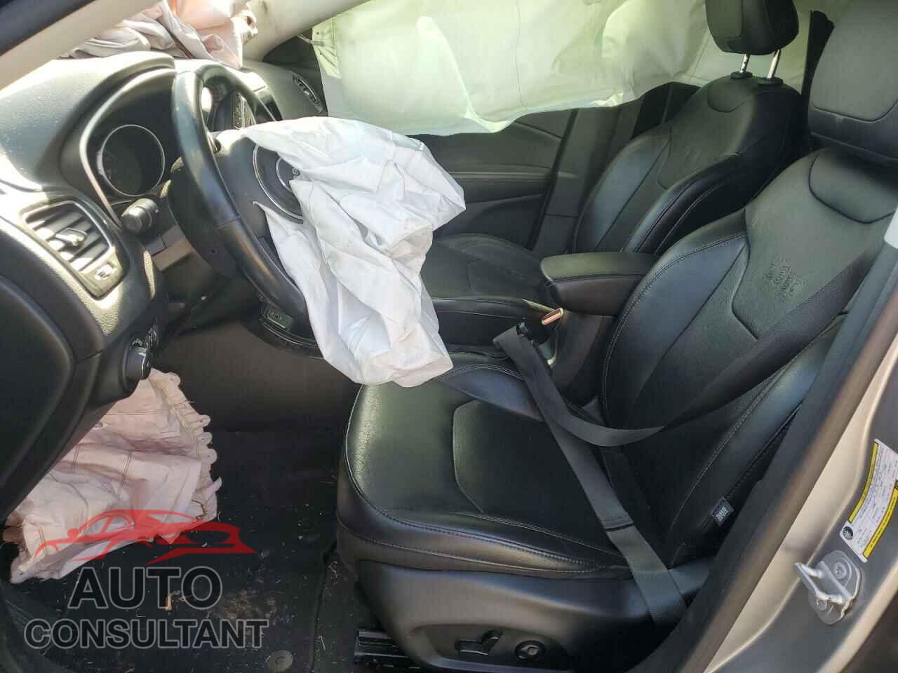 JEEP COMPASS 2020 - 3C4NJCCBXLT211277