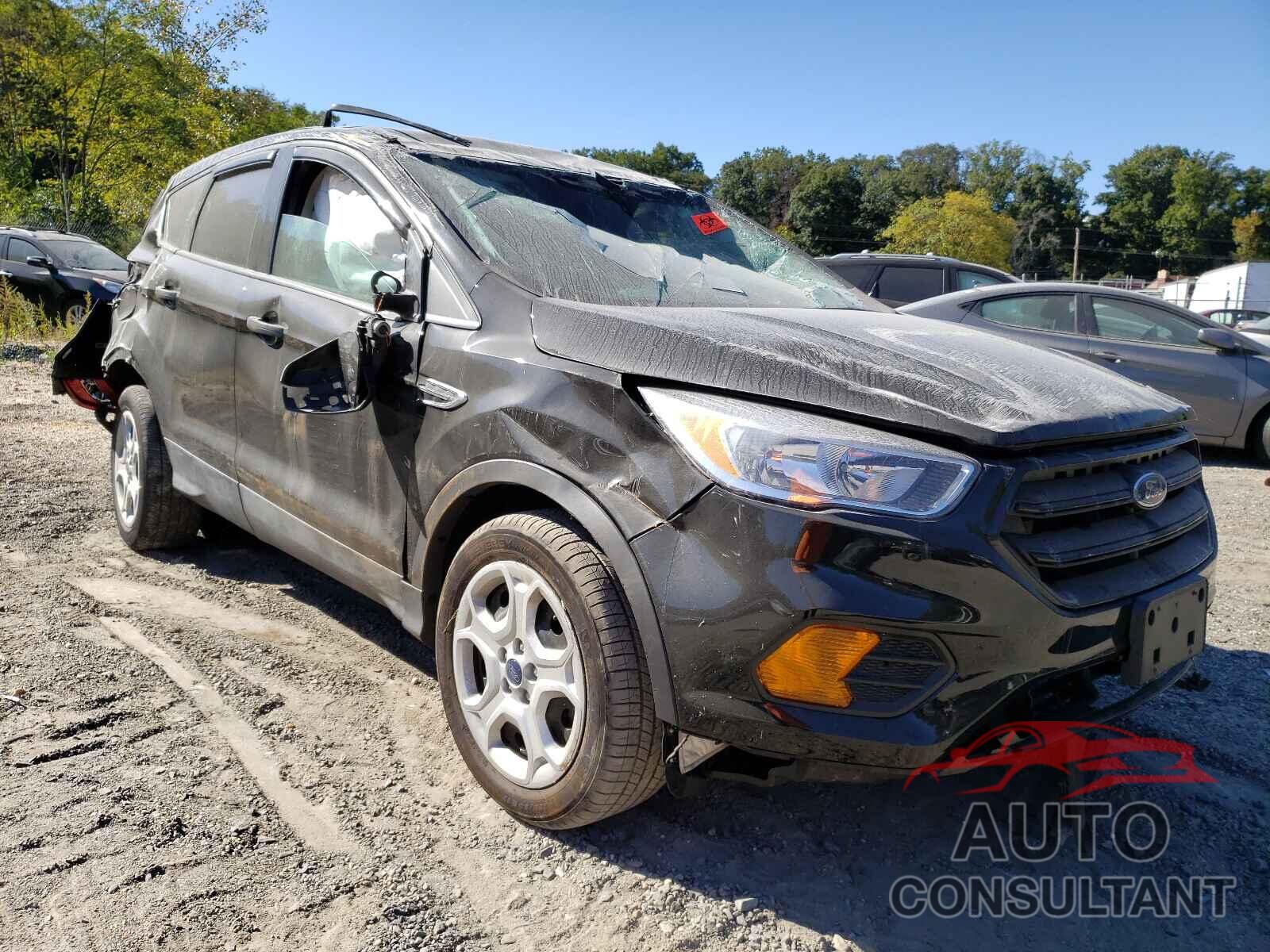 FORD ESCAPE 2017 - 1FMCU0F78HUC84919