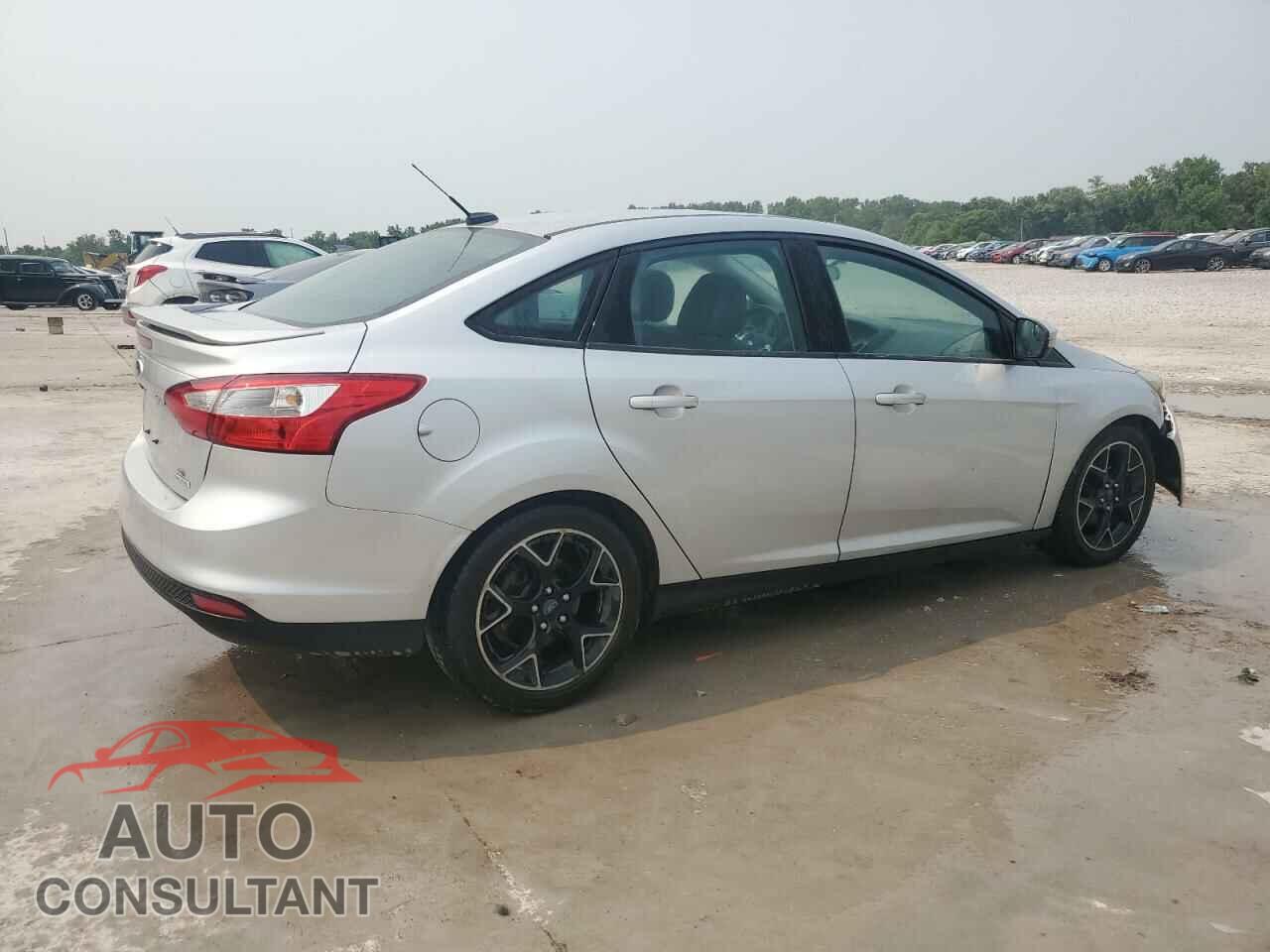 FORD FOCUS 2014 - 1FADP3F26EL299030