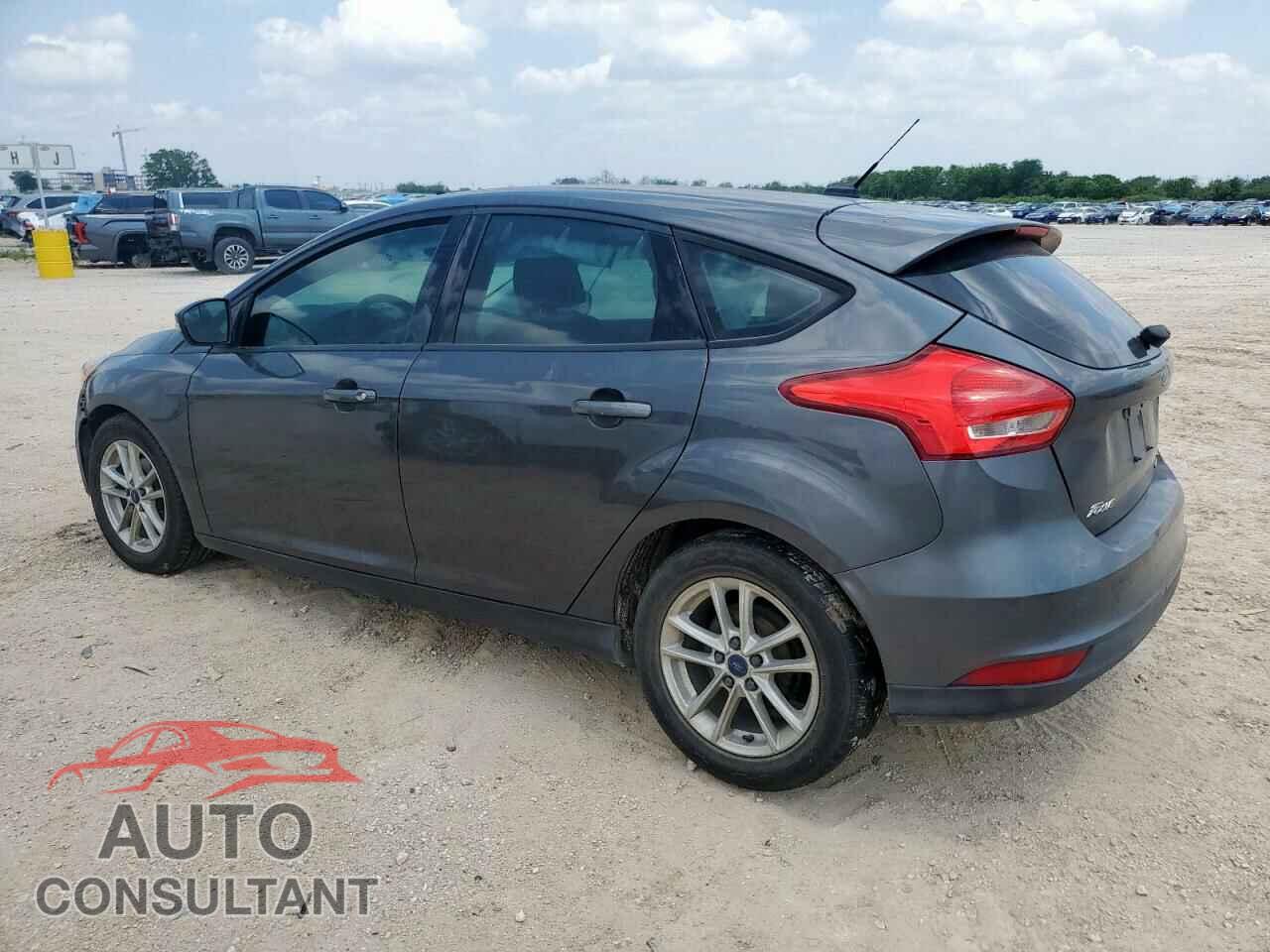 FORD FOCUS 2016 - 1FADP3K2XGL319031