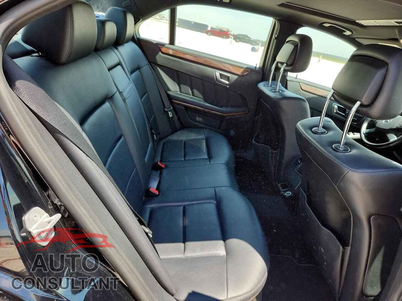 MERCEDES-BENZ E-CLASS 2012 - WDDHF5KB3CA567207