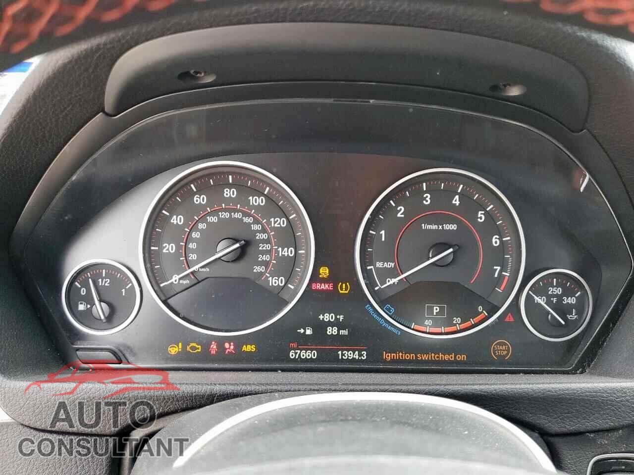 BMW 3 SERIES 2016 - WBA8E9G54GNU28108