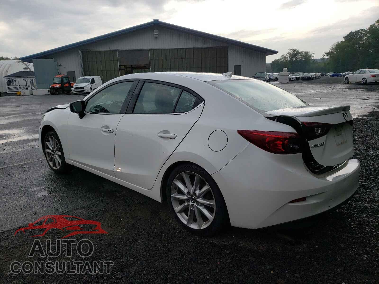 MAZDA 3 2017 - 3MZBN1V7XHM100084