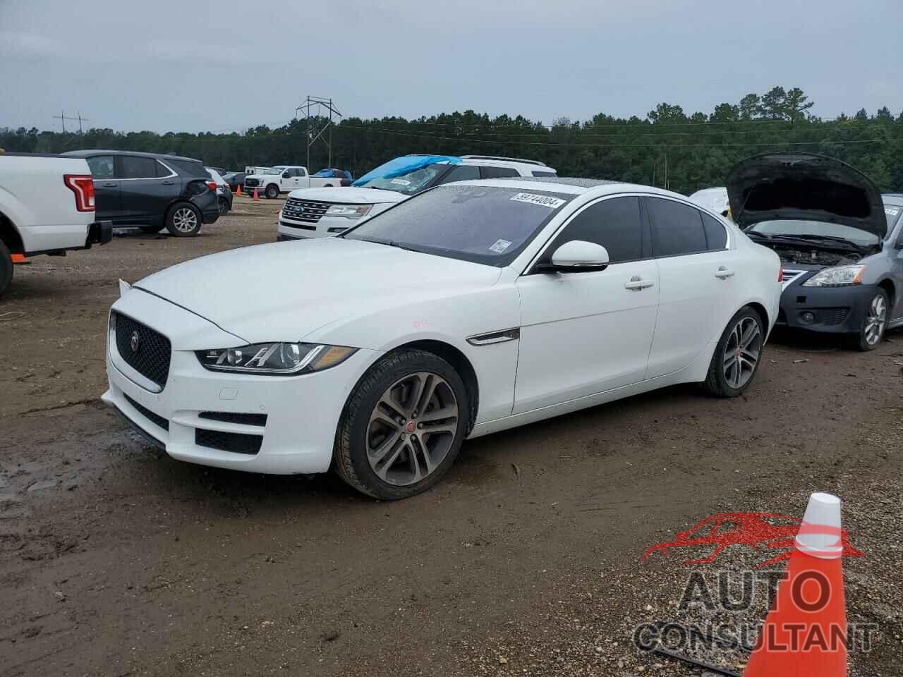 JAGUAR XE 2017 - SAJAJ4BV5HA974713