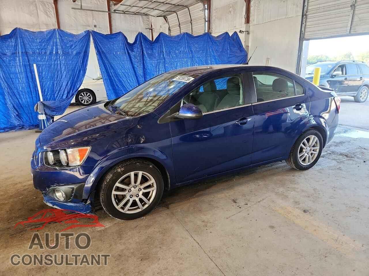 CHEVROLET SONIC 2014 - 1G1JC5SH4E4148754