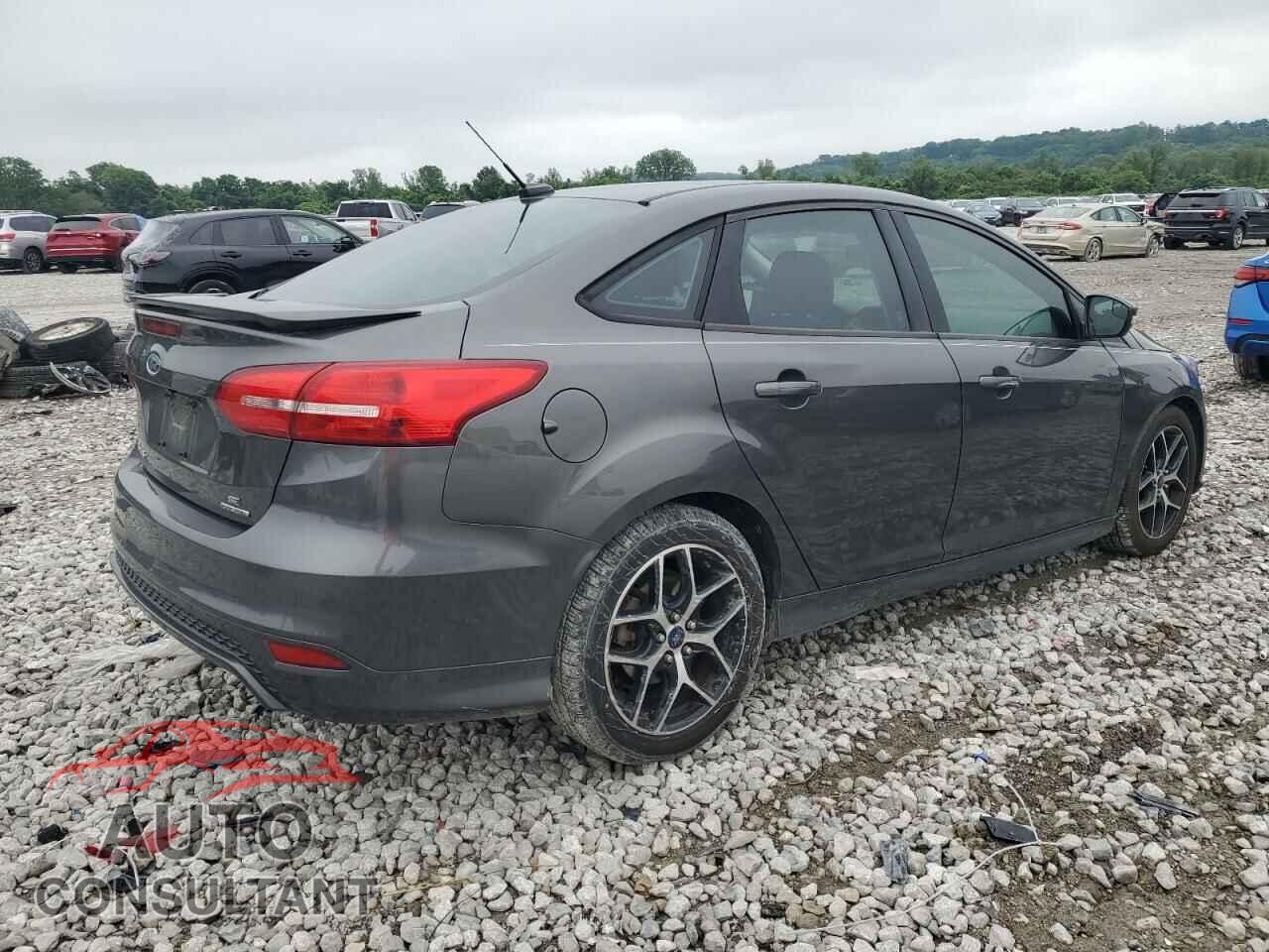 FORD FOCUS 2015 - 1FADP3F25FL357209