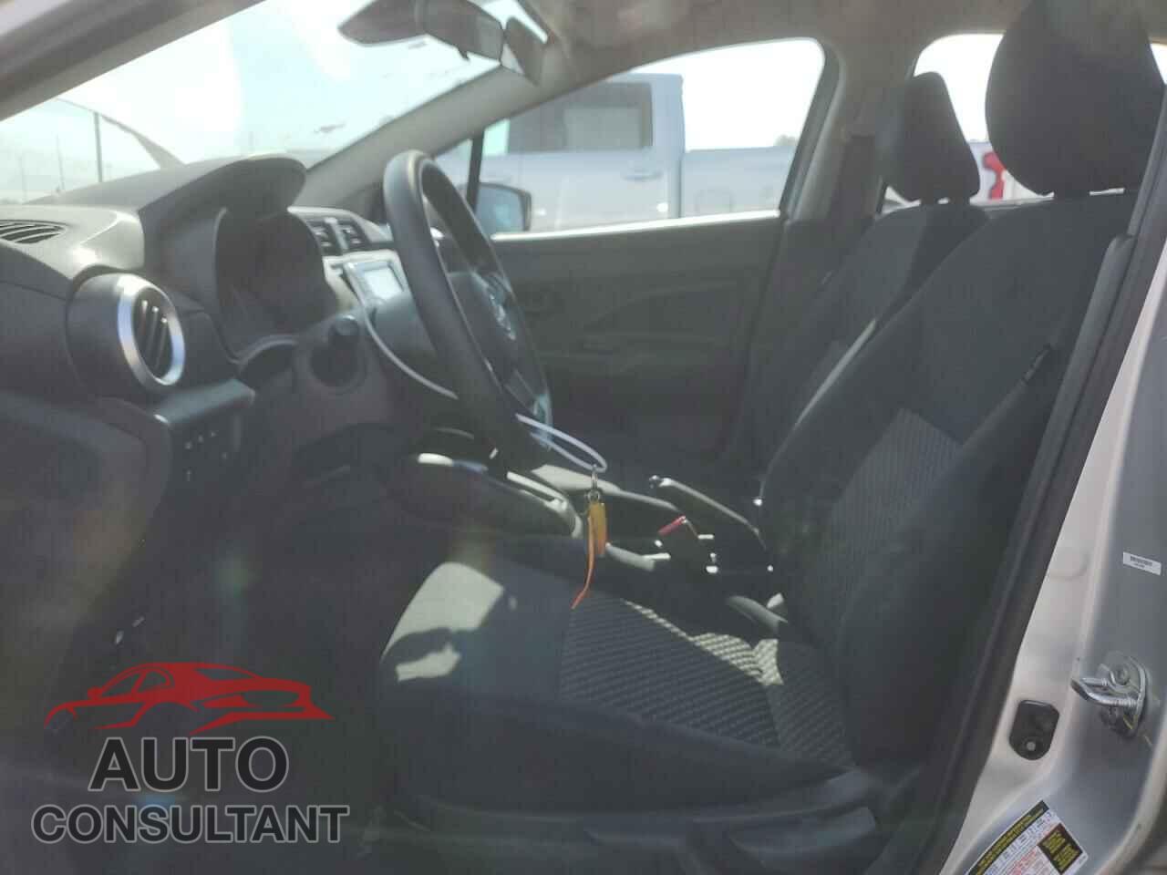 NISSAN VERSA 2024 - 3N1CN8DV3RL838058