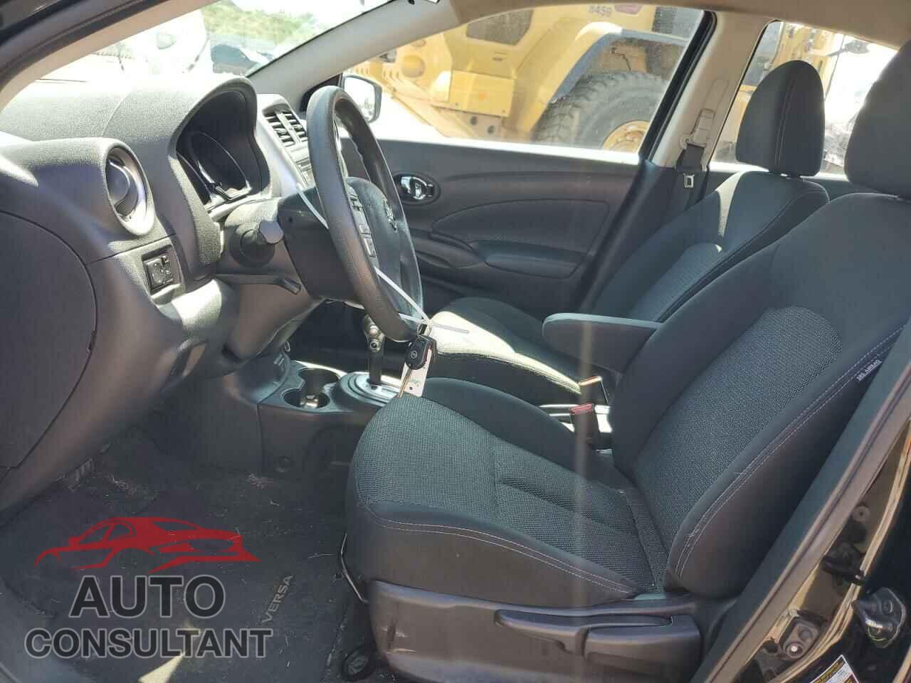 NISSAN VERSA 2017 - 3N1CN7AP3HL806449