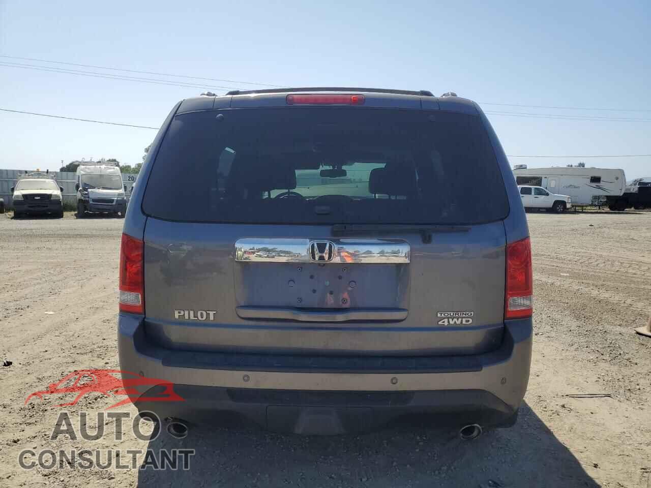 HONDA PILOT 2014 - 5FNYF4H95EB032205
