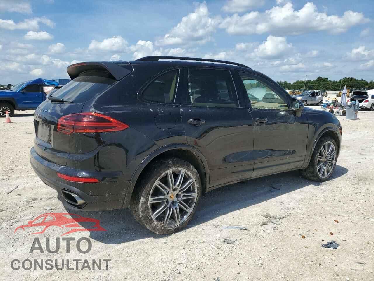 PORSCHE CAYENNE 2017 - WP1AA2A27HKA82269