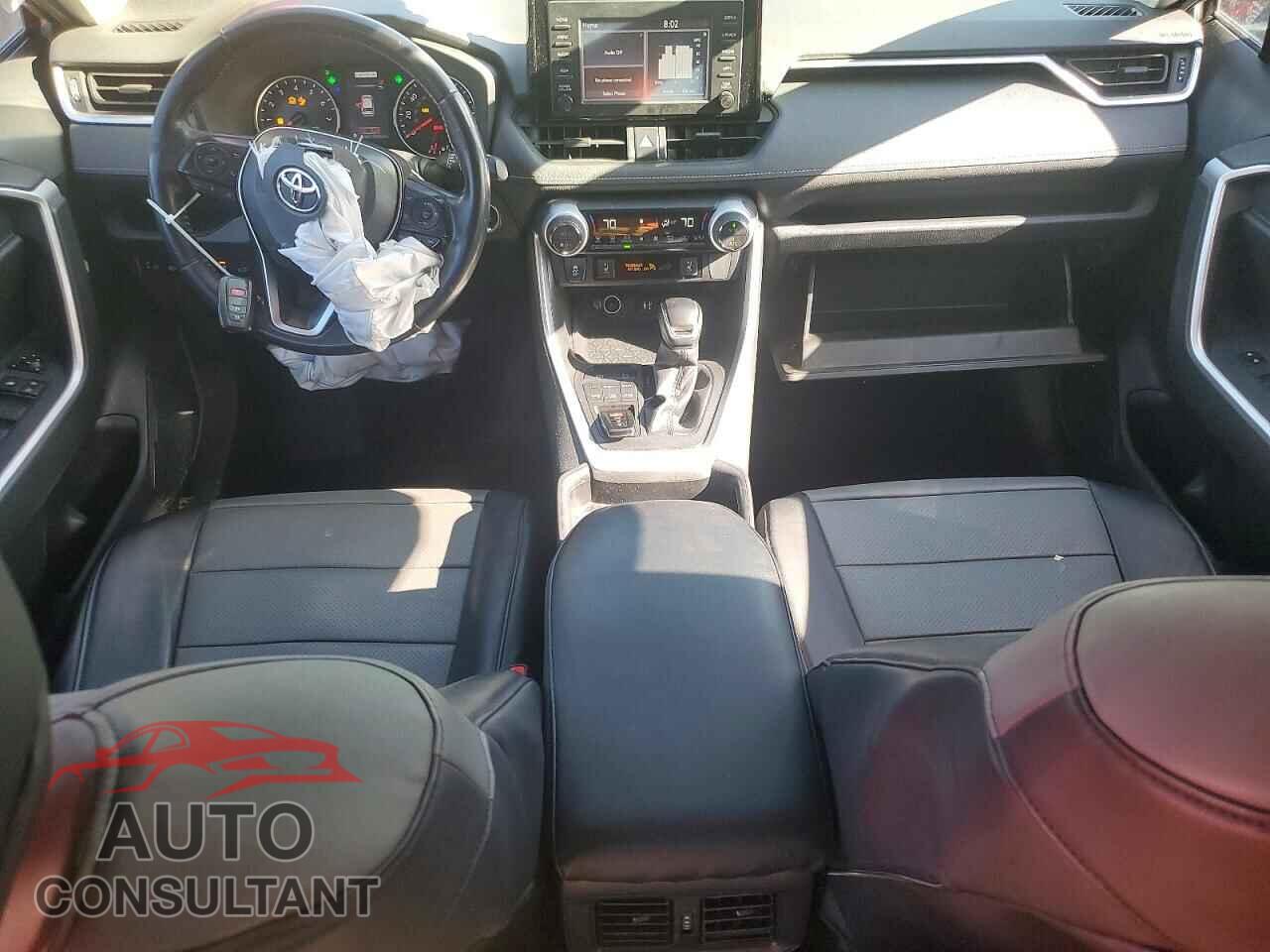 TOYOTA RAV4 2019 - JTMP1RFV8KD509042