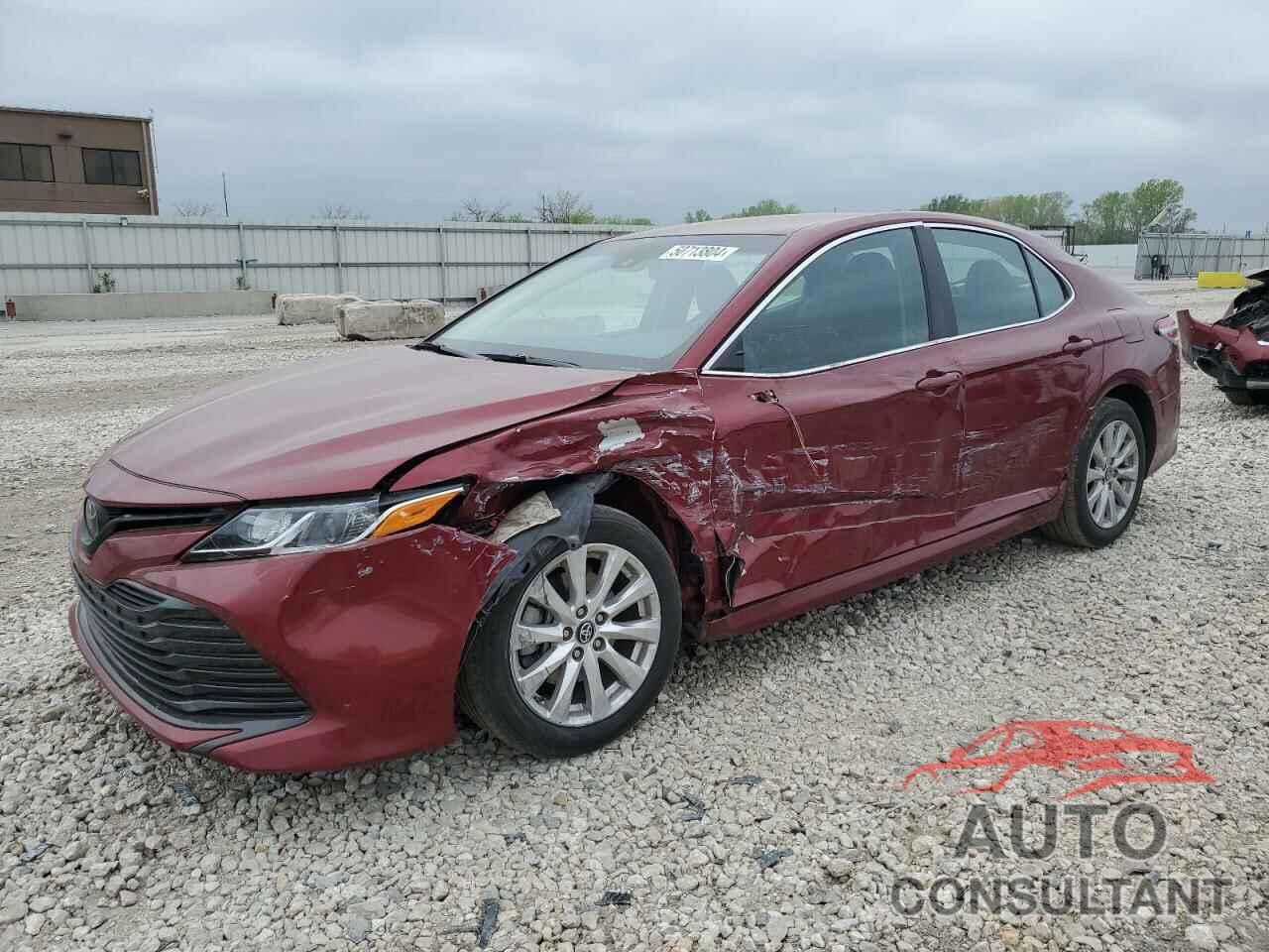 TOYOTA CAMRY 2018 - 4T1B11HK3JU503674
