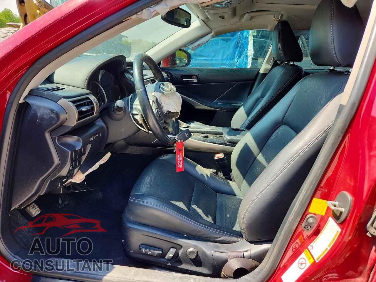 LEXUS IS 2014 - JTHCF1D22E5014407