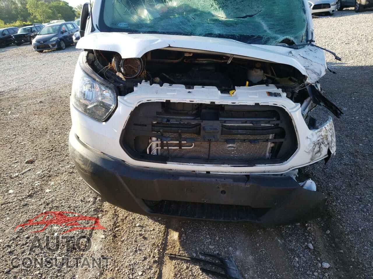 FORD TRANSIT 2019 - 1FTYR2ZM2KKA69905
