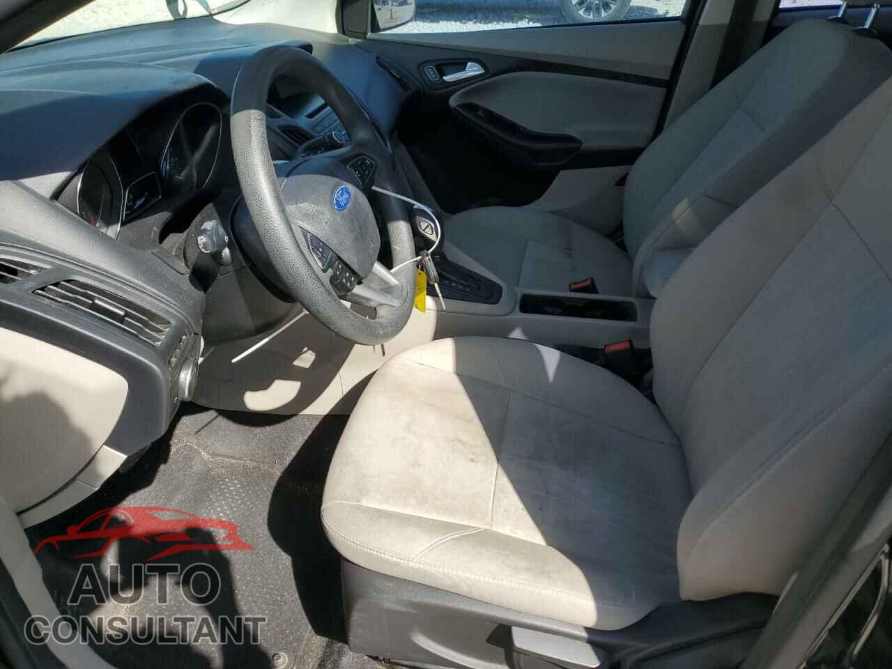 FORD FOCUS 2016 - 1FADP3K26GL270989