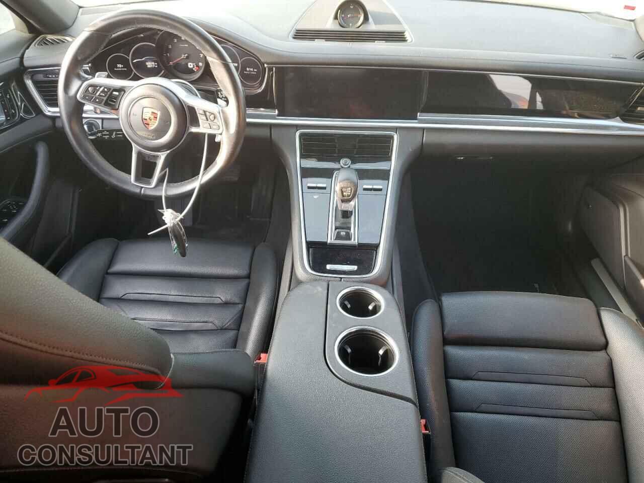 PORSCHE PANAMERA 2017 - WP0AA2A78HL101175