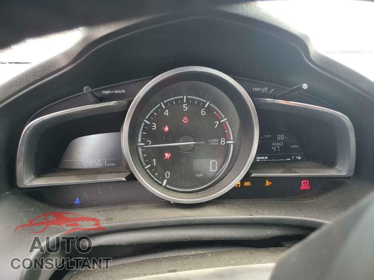 MAZDA 3 2017 - JM1BN1M30H1140575