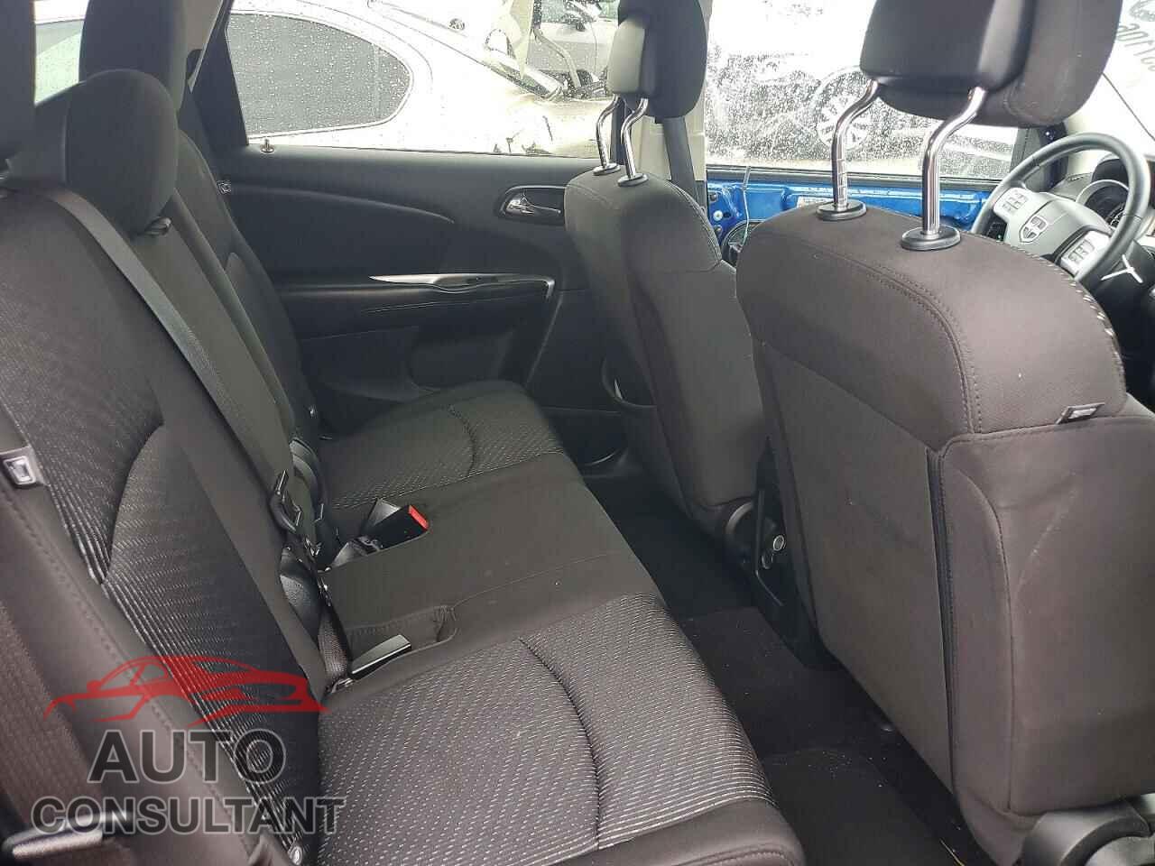DODGE JOURNEY 2015 - 3C4PDCBB3FT715529