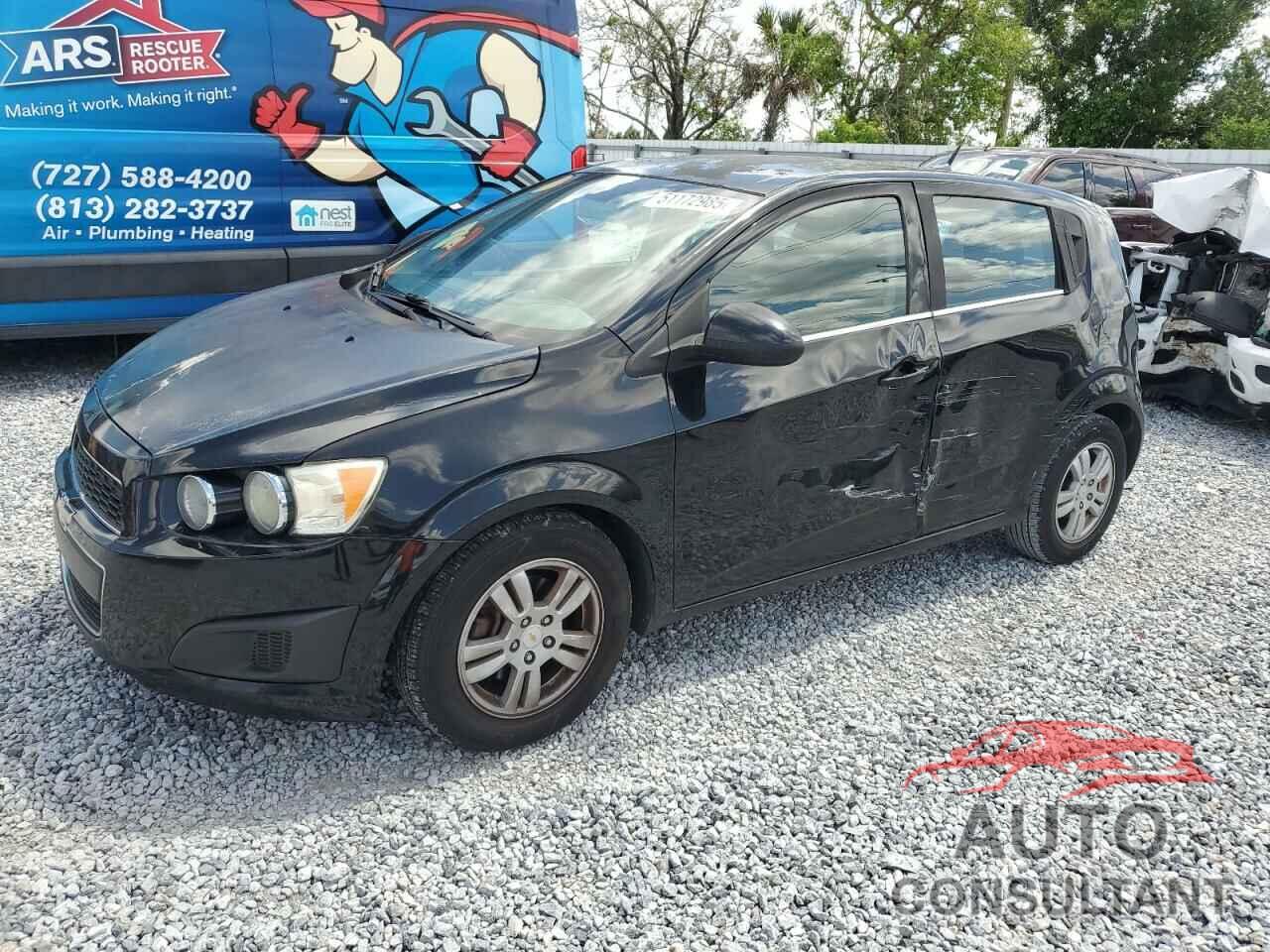 CHEVROLET SONIC 2012 - 1G1JC6SH7C4185686