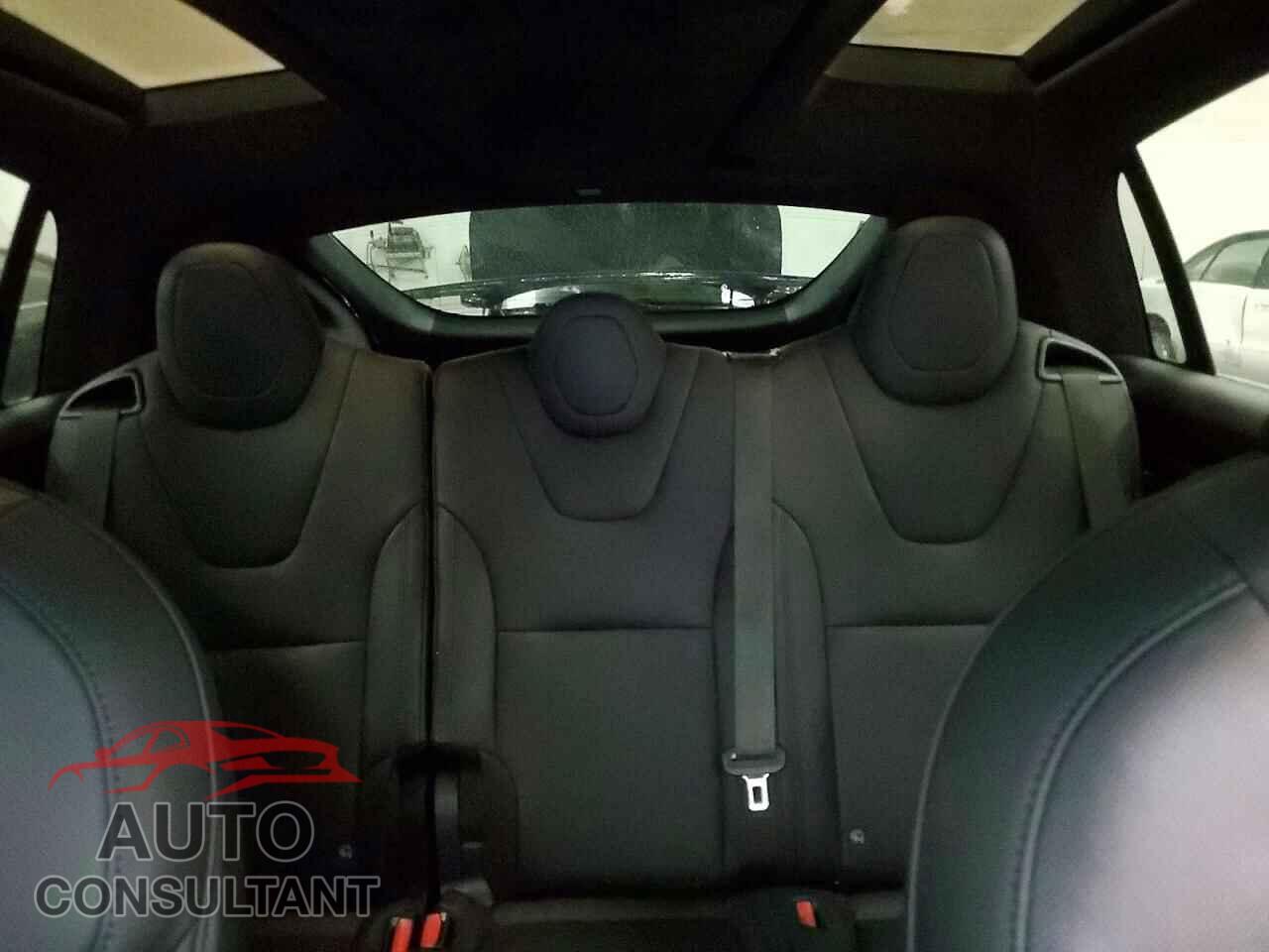TESLA MODEL X 2022 - 7SAXCAE53NF350136