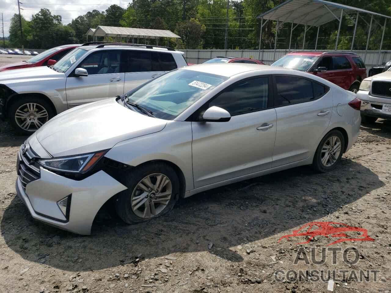 HYUNDAI ELANTRA 2019 - 5NPD84LF4KH472144