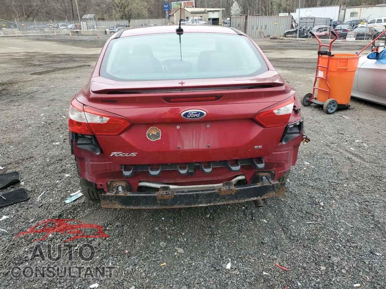 FORD FOCUS 2014 - 1FADP3F27EL366105