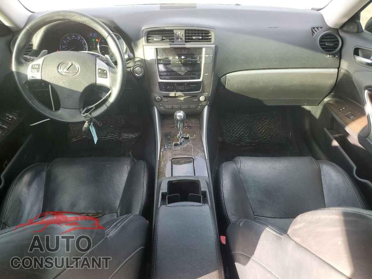 LEXUS IS 2013 - JTHCE5C2XD5003164
