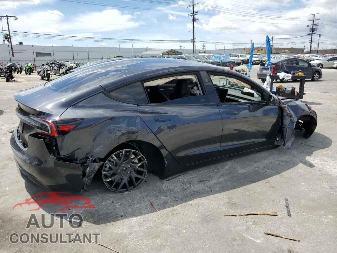 TESLA MODEL 3 2024 - 5YJ3E1EA5RF844488
