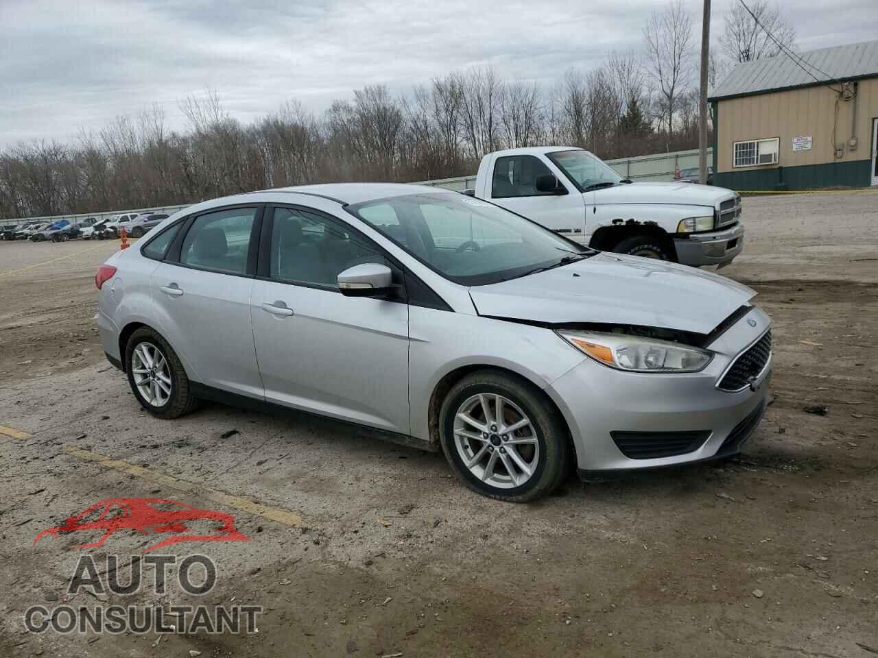 FORD FOCUS 2015 - 1FADP3F29FL370335
